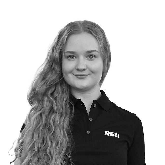 Unser LKW-Reifen Expertin: Stefanie Lintner